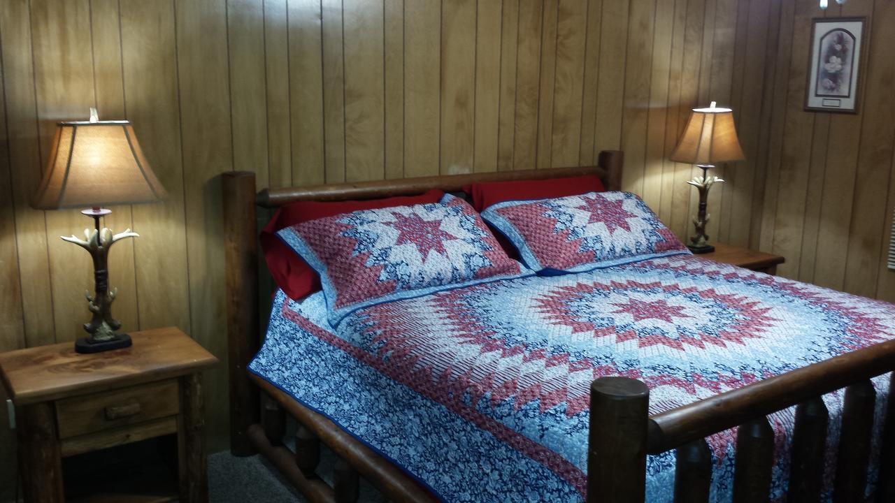 Two Rivers Lodge Bryson City Εξωτερικό φωτογραφία